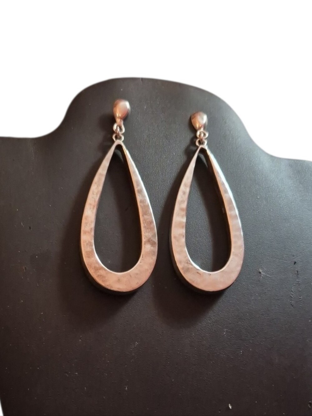 Artisan Vintage Sterling Silver Hammered Pierced Earrings Dangle Teardrop 925